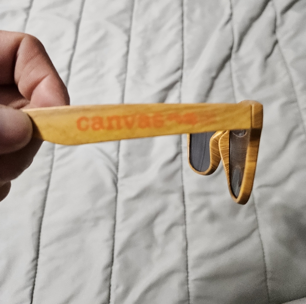 Canvas wood grain glasses